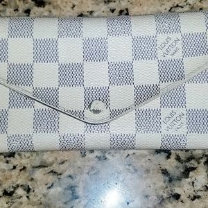 Louis Vuitton Josephine Wallet- 4 Card Holder